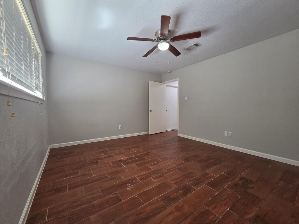 5723 Flax Bourton Street - Photo 9