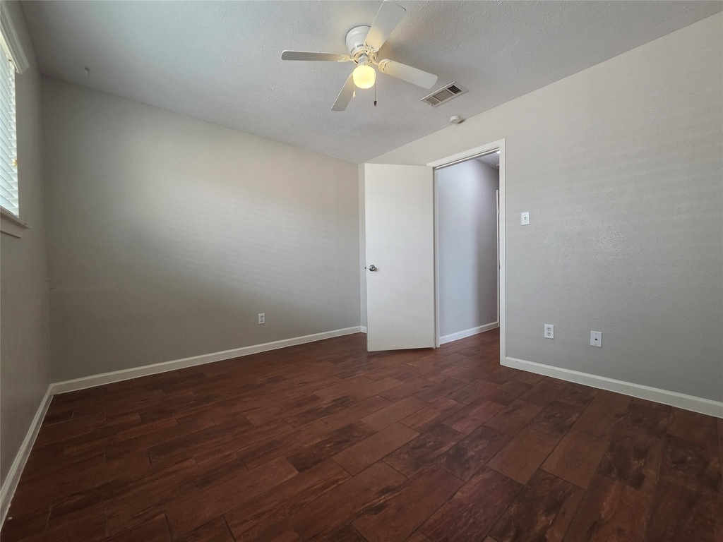 5723 Flax Bourton Street - Photo 15