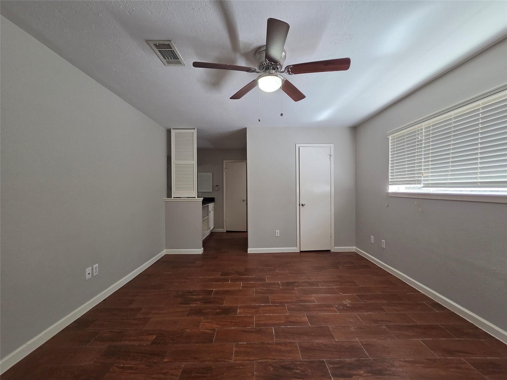 5723 Flax Bourton Street - Photo 8