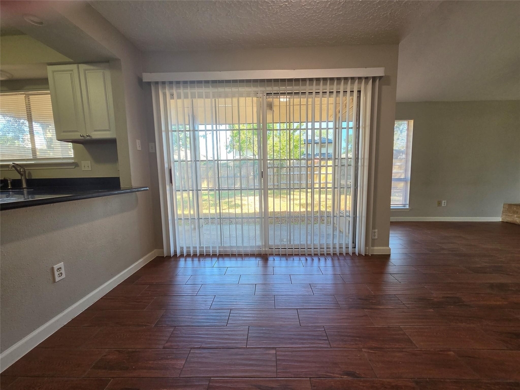 5723 Flax Bourton Street - Photo 7