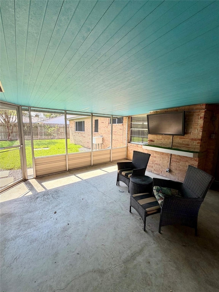 10503 Raydell Drive - Photo 12