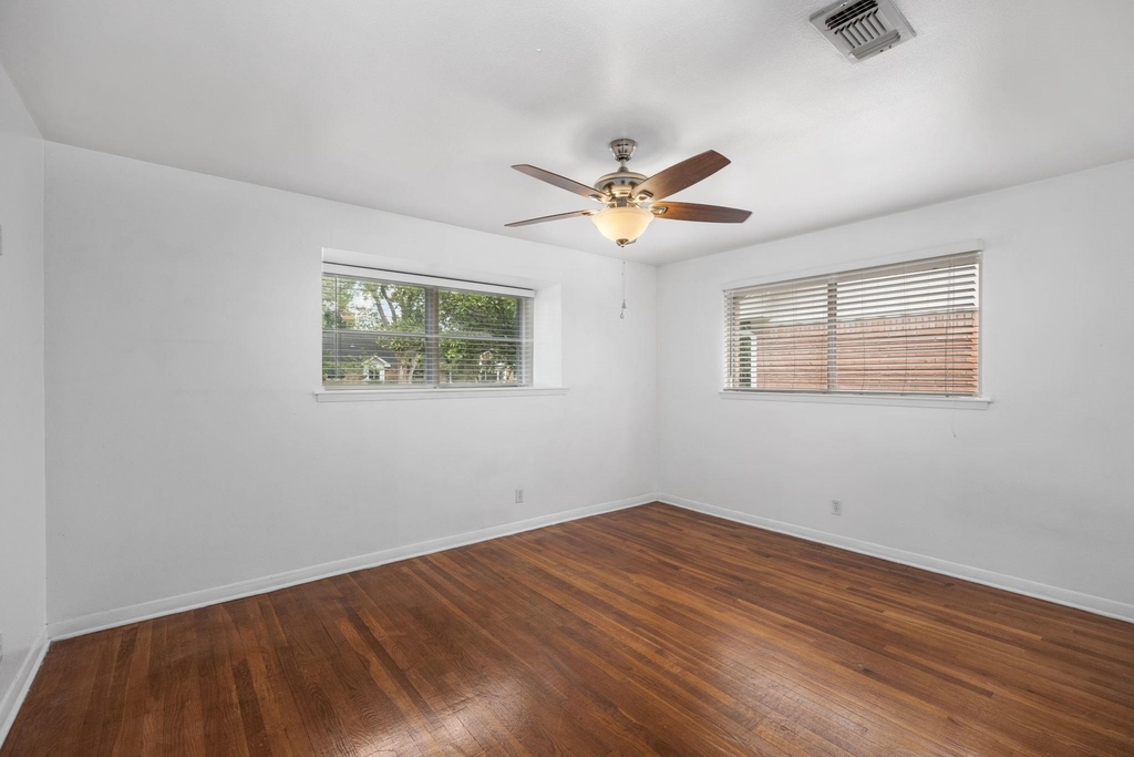 5447 Indigo Street - Photo 18