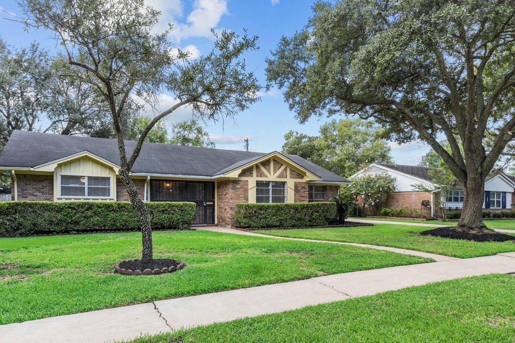 5447 Indigo Street - Photo 1