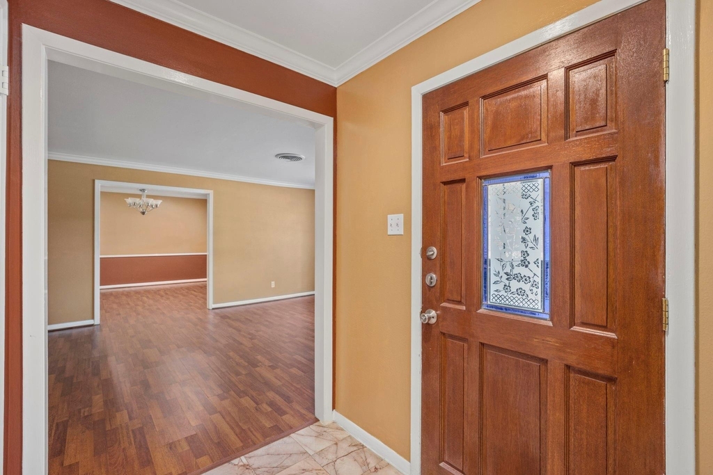 5447 Indigo Street - Photo 5