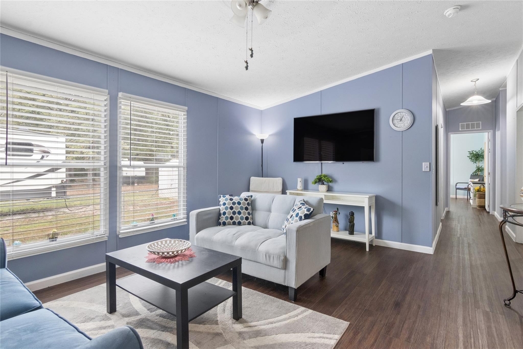 380 Antigua Drive - Photo 7