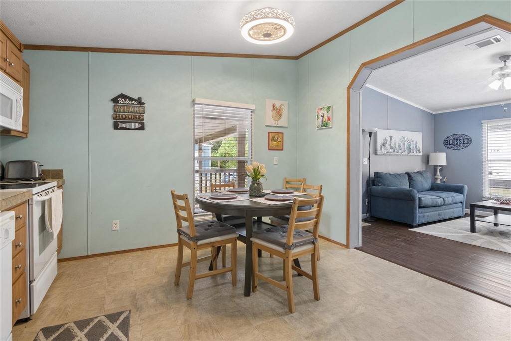 380 Antigua Drive - Photo 11