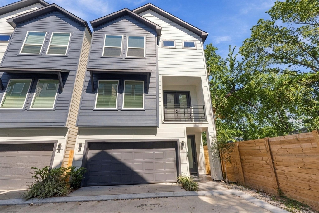 1406 Cedar Post Lane - Photo 32