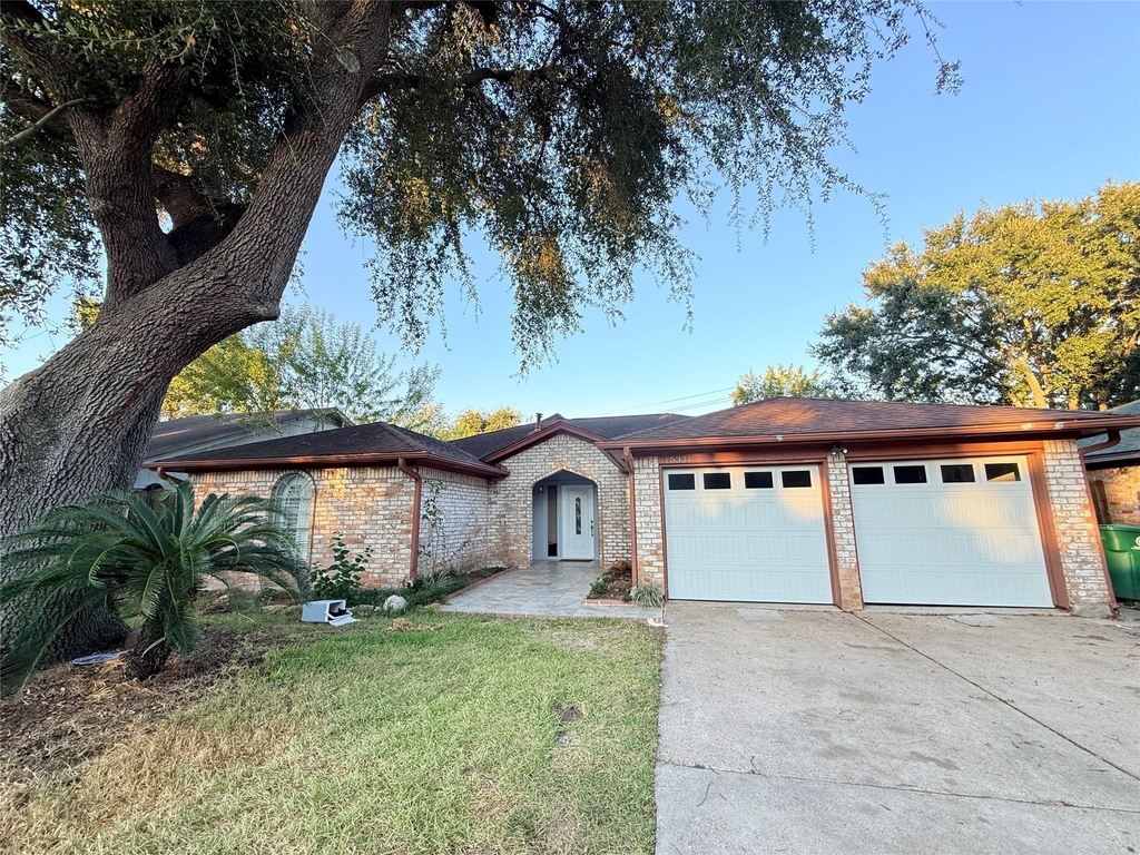 15331 Silverman Street - Photo 21