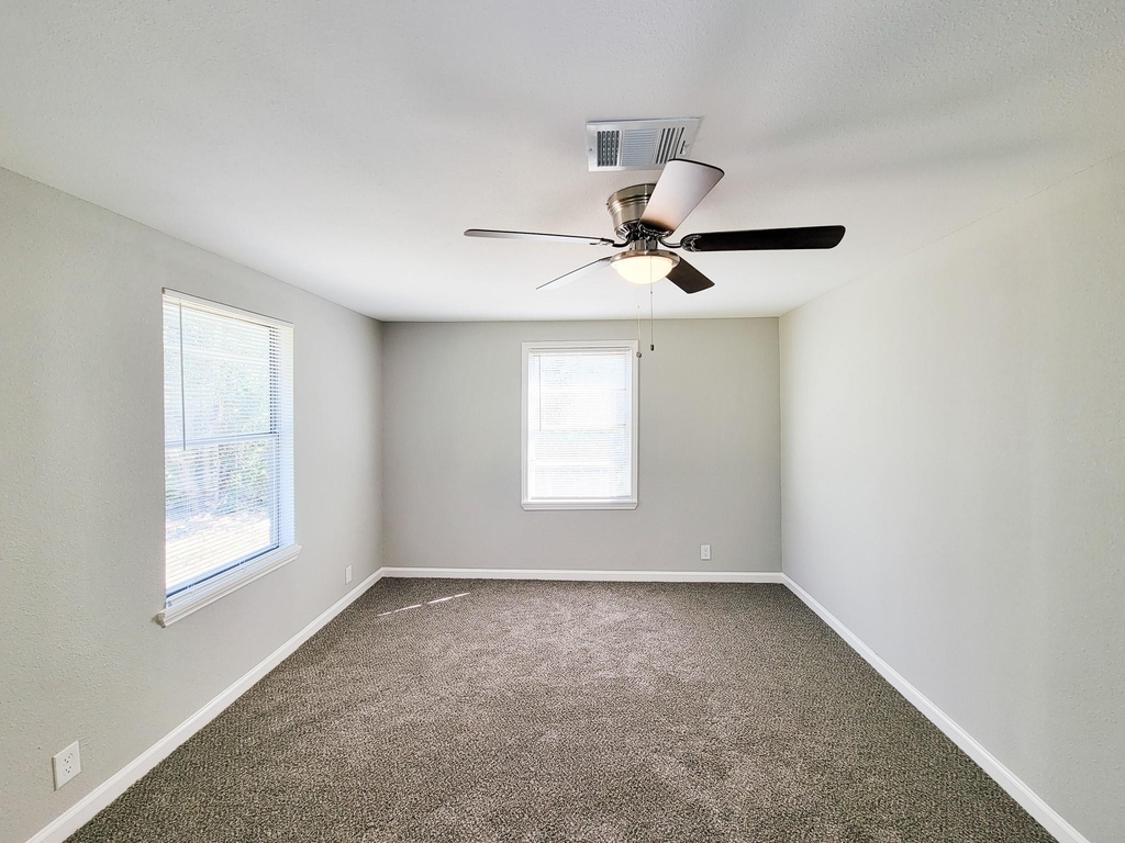 3923 Zephyr Street - Photo 30