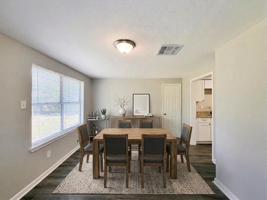 3923 Zephyr Street - Photo 6