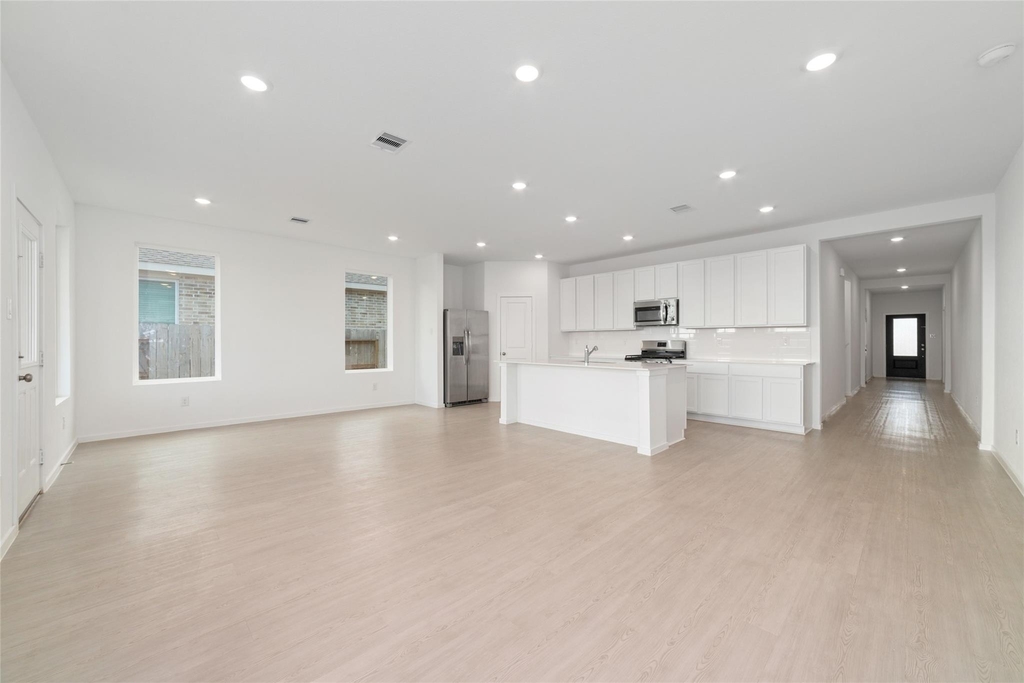 830 Heaven Drive - Photo 5