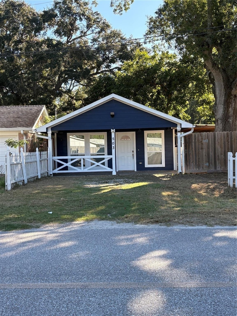 503 S Jack Street - Photo 0