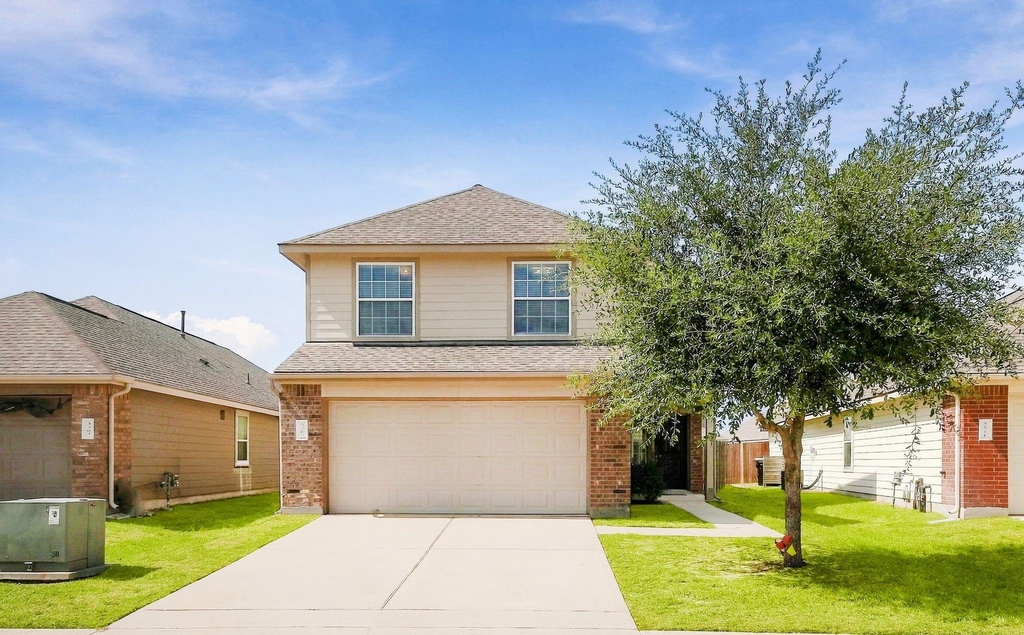 3307 Lake Como Court - Photo 0