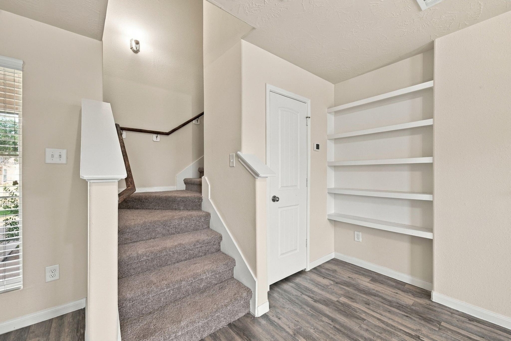 3307 Lake Como Court - Photo 11