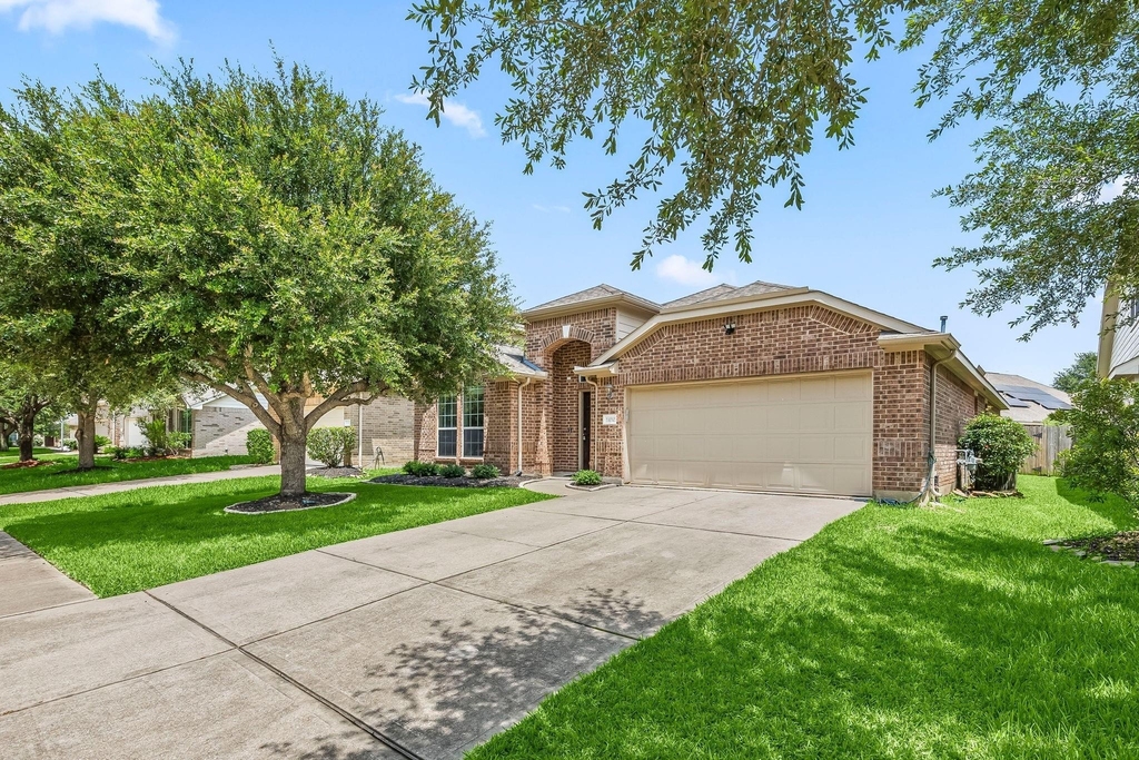 11010 Starling Creek Drive - Photo 1