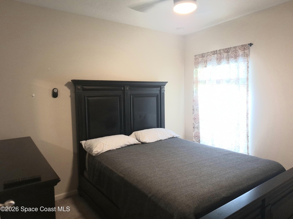 529 Trymore Drive Se - Photo 12