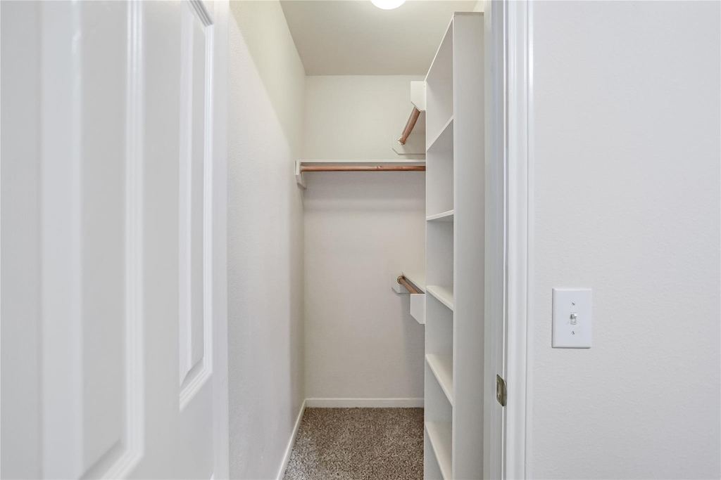 1343 Summer Terrace Drive - Photo 29