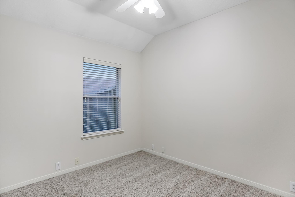 1343 Summer Terrace Drive - Photo 23