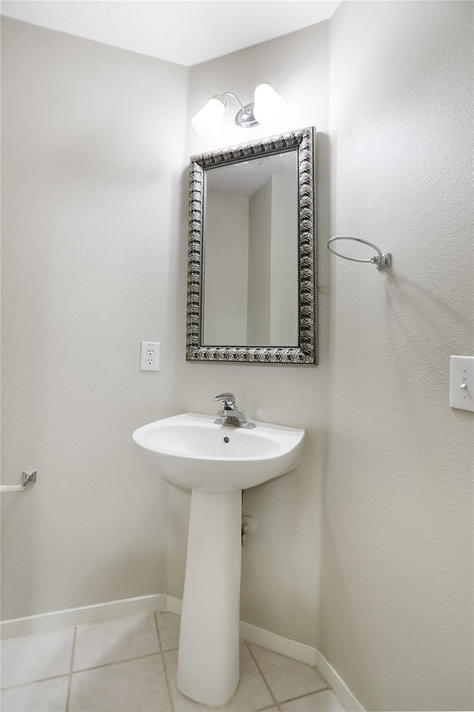 1343 Summer Terrace Drive - Photo 10