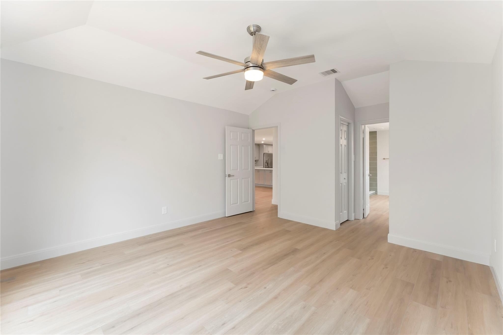 14147 Hillvale Drive - Photo 14