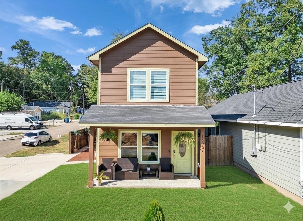 16984 W Juneau - Photo 1