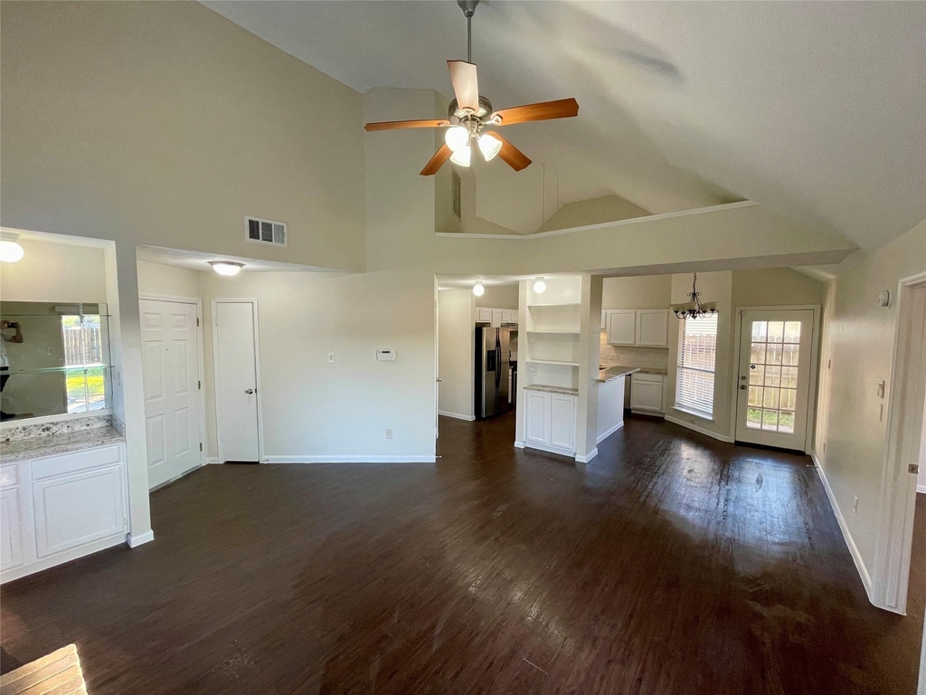 6619 Pleasant Stream Drive - Photo 5
