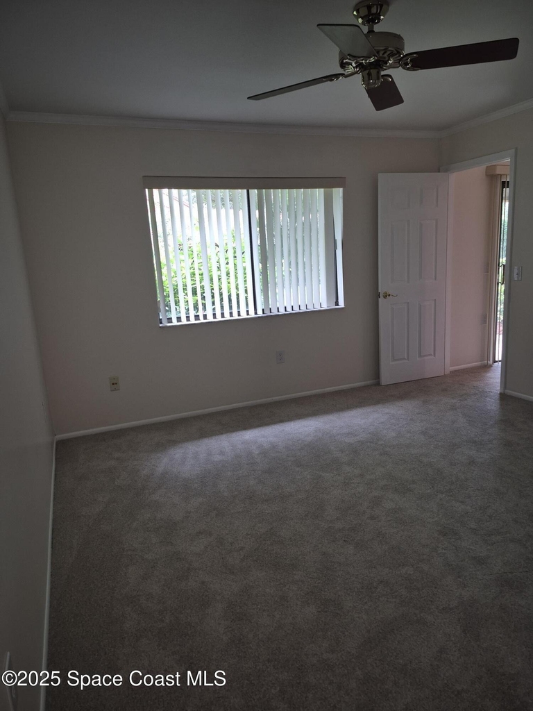 835 Regal Avenue Ne - Photo 7