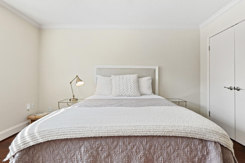 3402 Garrott Street - Photo 4