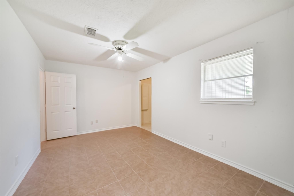 8711 Birdwood Road - Photo 5