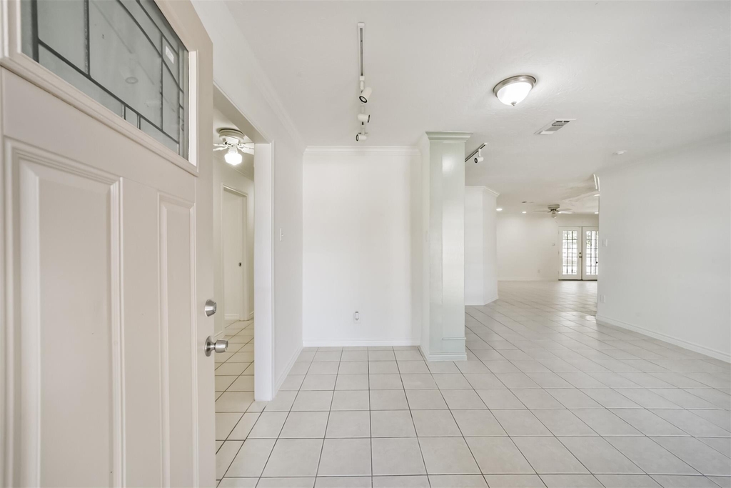 8711 Birdwood Road - Photo 2