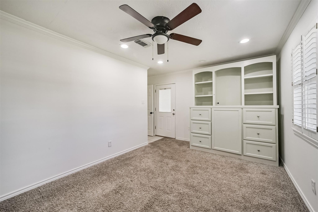8711 Birdwood Road - Photo 10