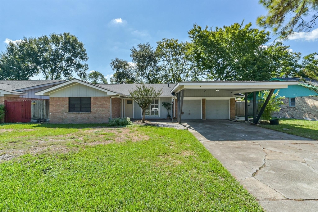 8711 Birdwood Road - Photo 0