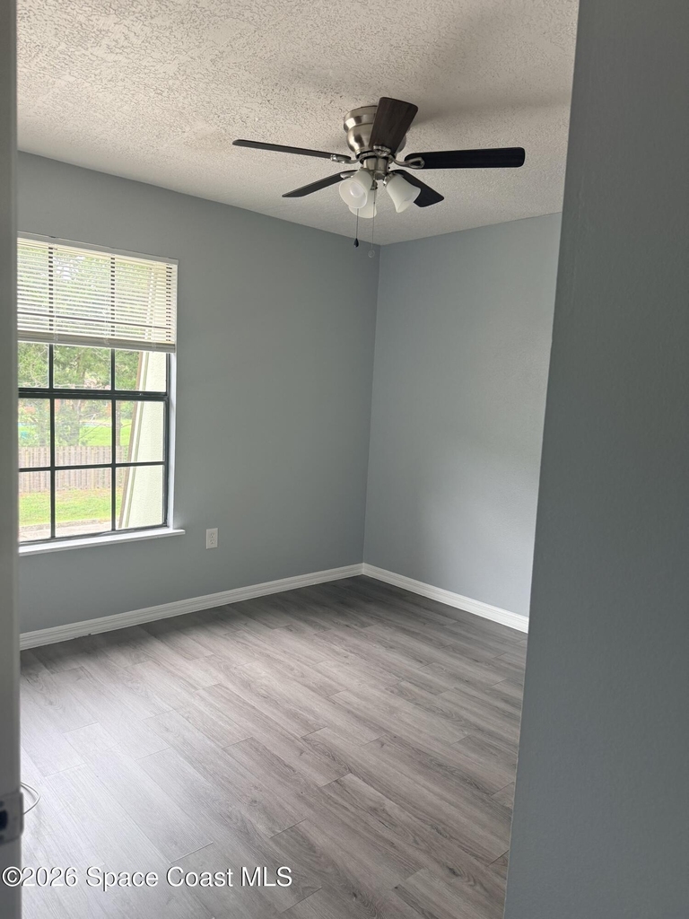 1300 Arlington Lane Ne - Photo 18