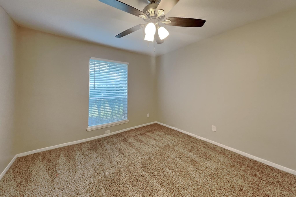 18014 Winsford Drive - Photo 12