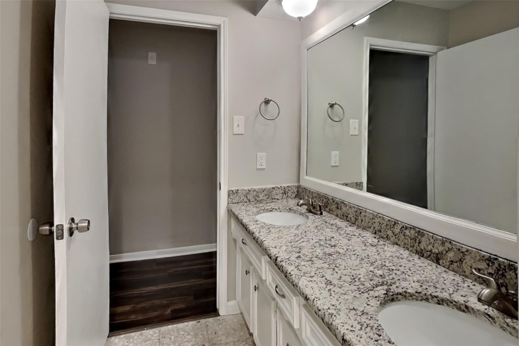 18014 Winsford Drive - Photo 16