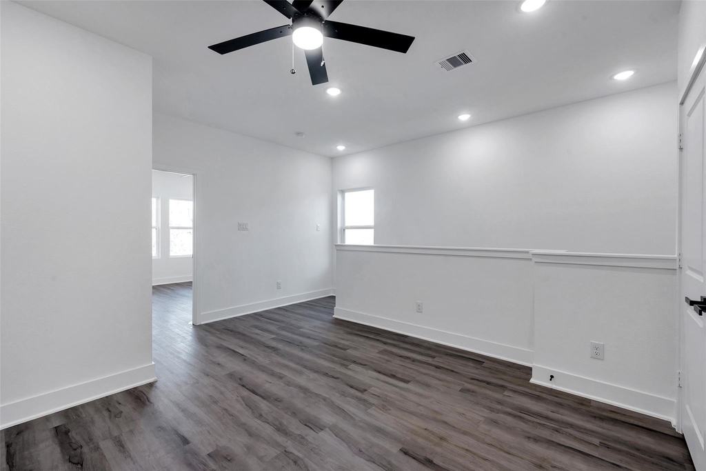 8328 Corinth Street - Photo 3