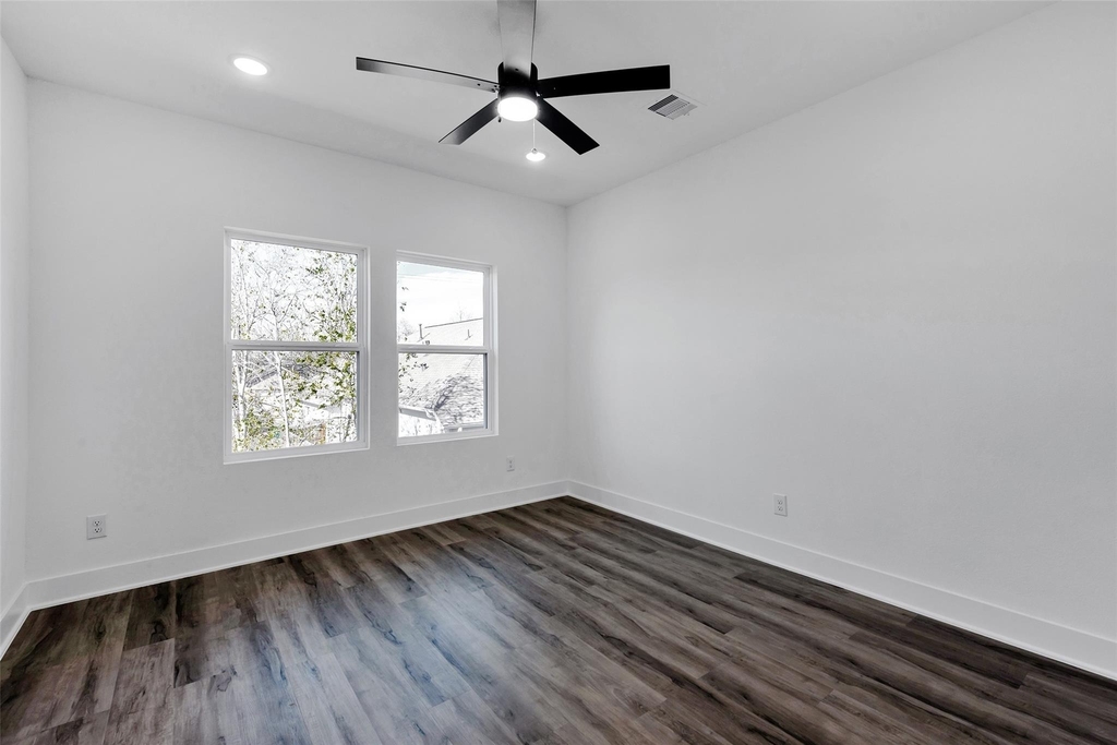 8328 Corinth Street - Photo 6