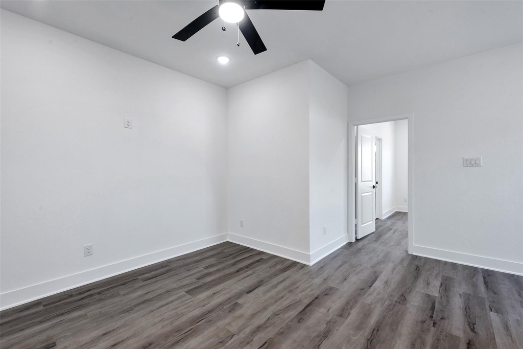 8328 Corinth Street - Photo 4