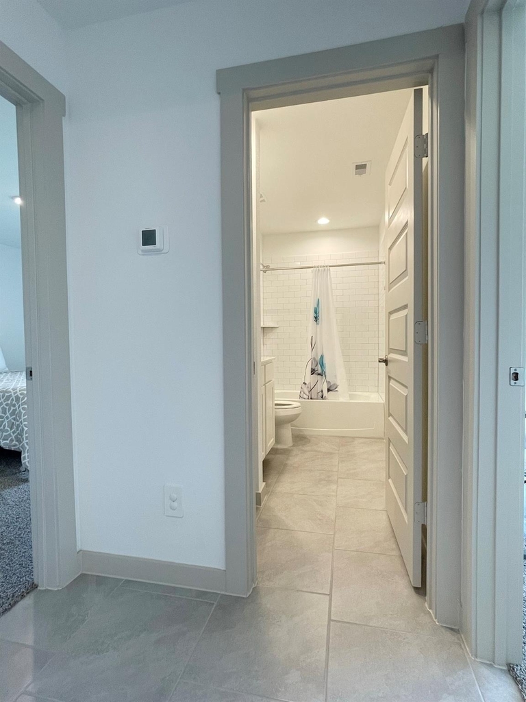 3902 Itzle Island Court - Photo 36