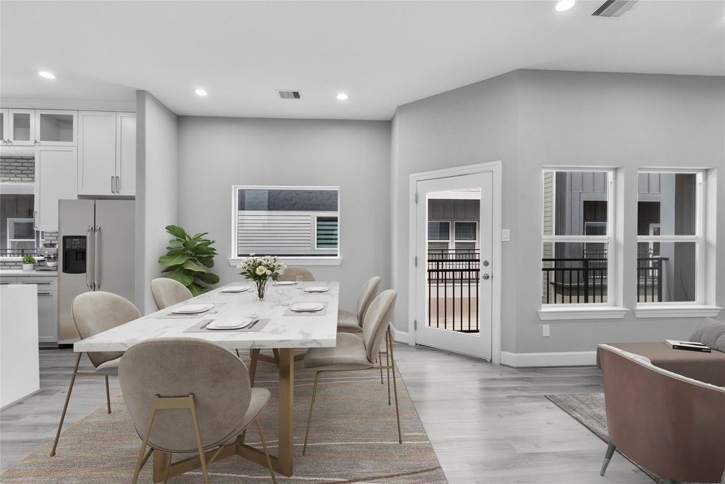 1122 W 16th Street - Photo 7