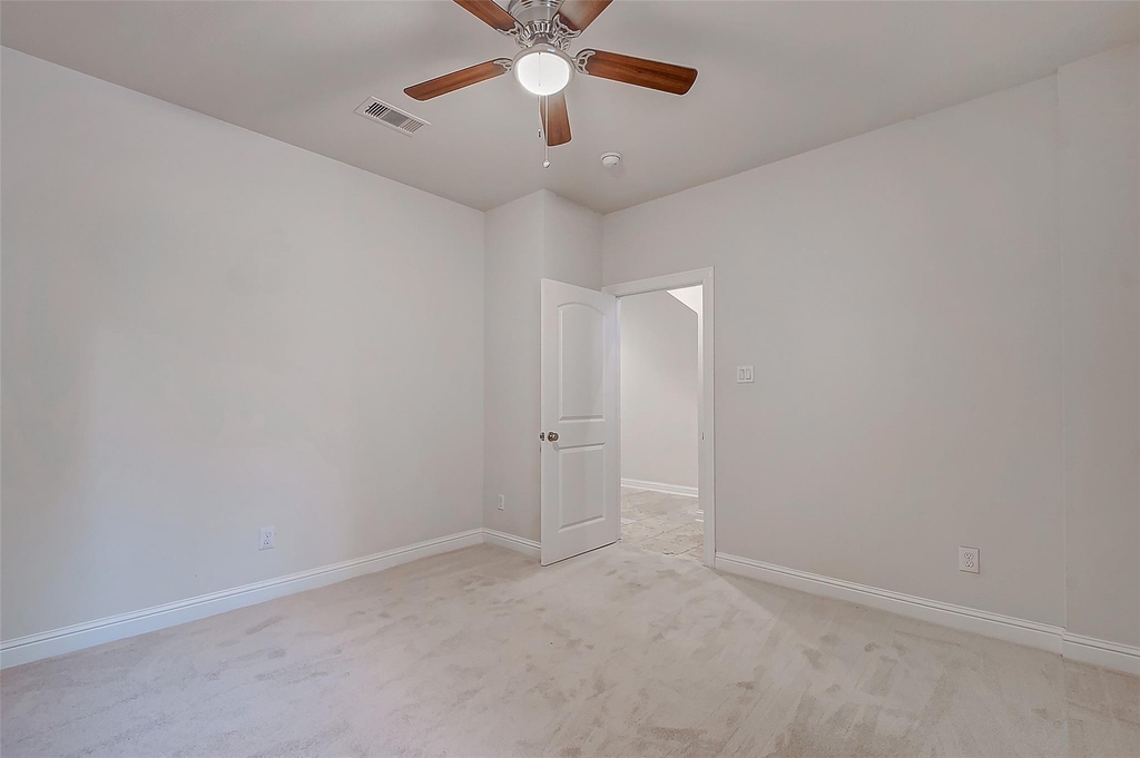 1213 W 15th 1/2 Street - Photo 10