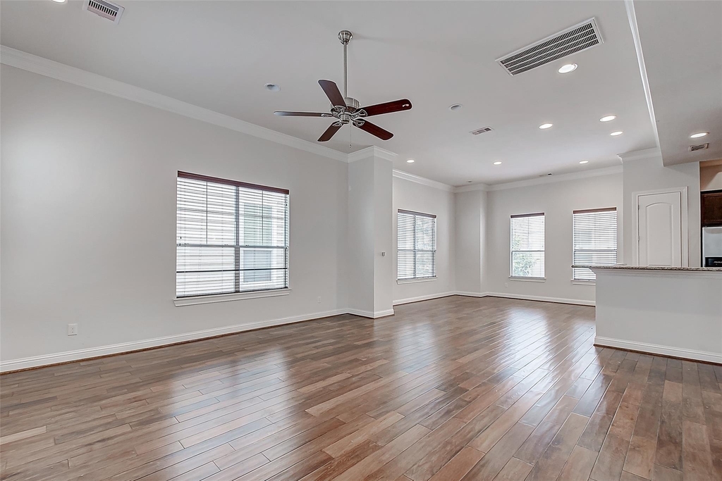 1213 W 15th 1/2 Street - Photo 17