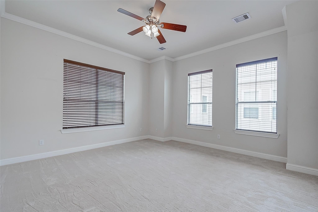 1213 W 15th 1/2 Street - Photo 35