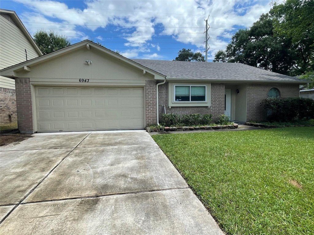 6943 Foxhurst Lane - Photo 0