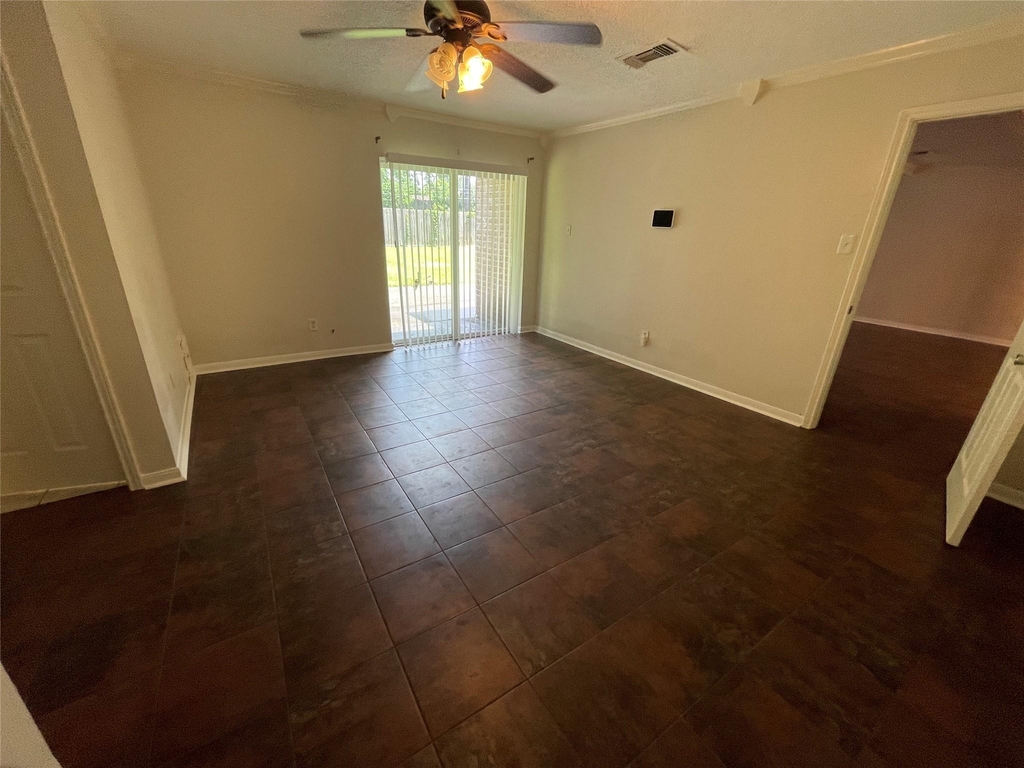 6943 Foxhurst Lane - Photo 9