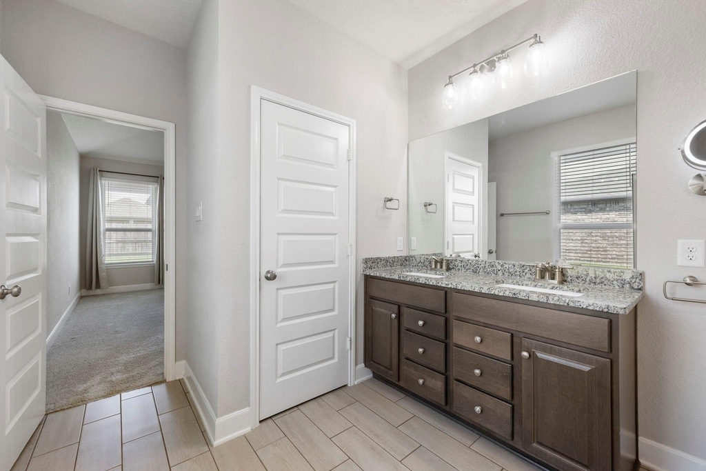8731 Ute Creek Lane - Photo 18