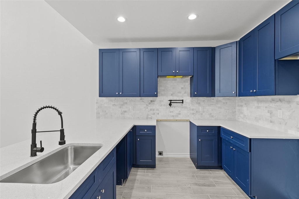 760 Juneau Court - Photo 5
