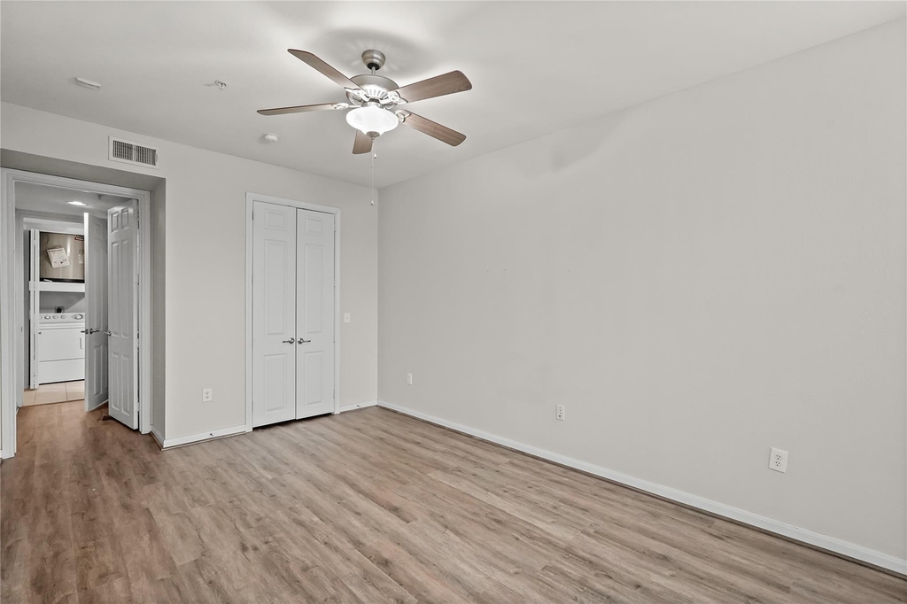 7575 Kirby Drive - Photo 10