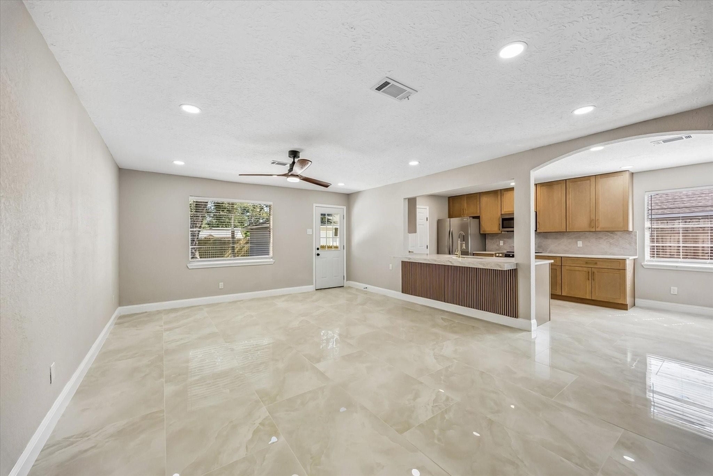 11027 Sagehill Drive - Photo 7