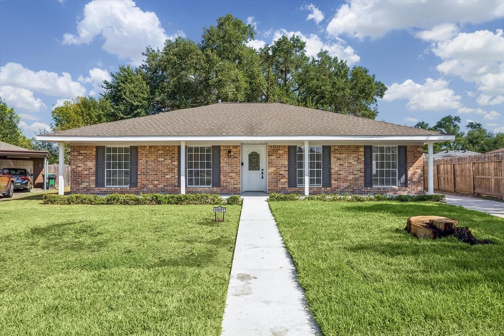 11027 Sagehill Drive - Photo 0